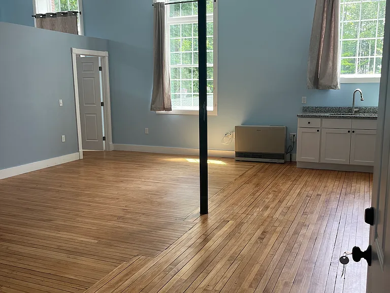 21 Jefferson St — Photo 1