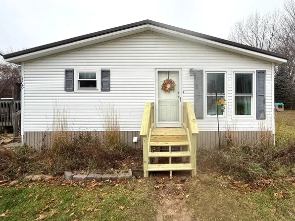 2118 Pioneer Rd Trailer 163, Red Wing, MN 55066