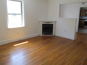 3rd image of 432 Hill Dr