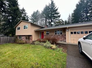 8511 SW Leahy Rd, Portland, OR 97225