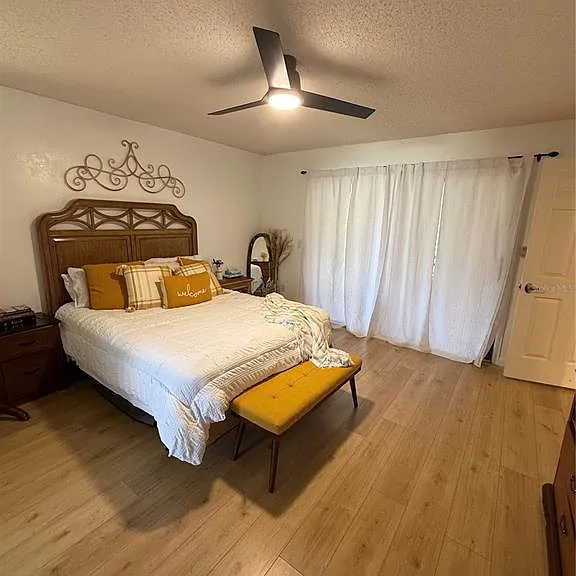 32 Westlawn Pl — Photo 9