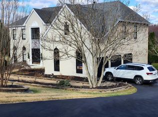 1104 Mountain Hope Ct, Great Falls, VA 22066