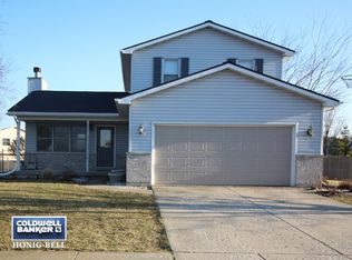 1517 Carol Anne Dr, Morris, IL 60450
