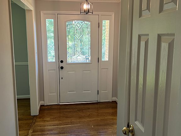 2nd image of 134 Cedar Cove Dr