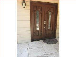 4th image of 2166 University Ave