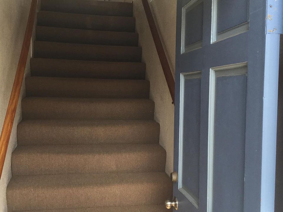 1st image of 424 Gates St
