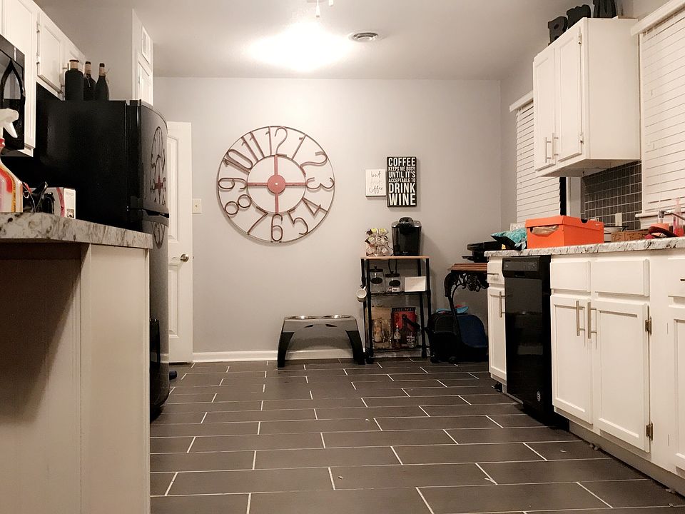 Fully remodeled kitchen 