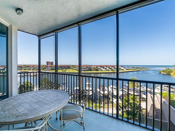 3rd image of 3313 Sunset Key Cir Unit 306