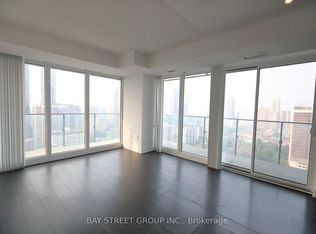 50 Wellesley St E #3004, Toronto, ON M4Y 1G2
