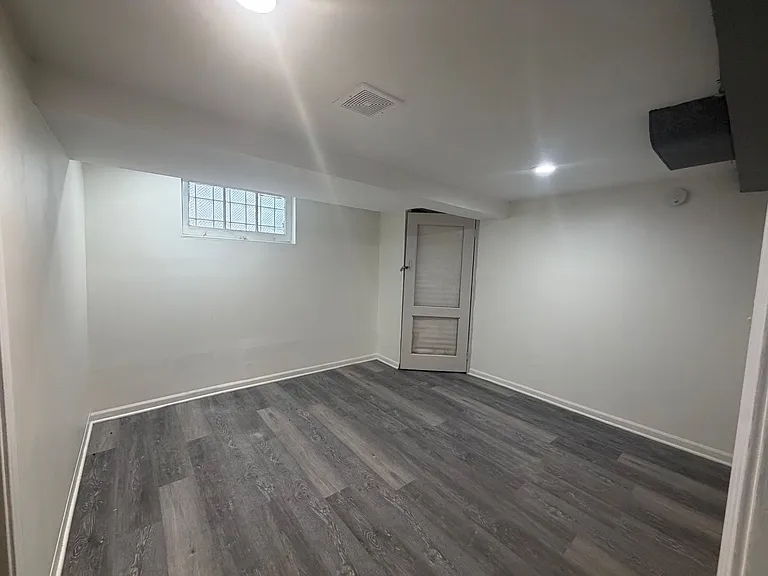 12609 S Yale Ave — Photo 11