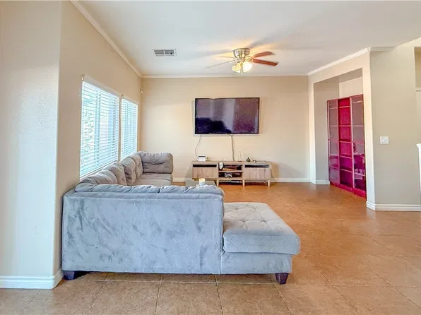 6242 Standing Elm St, North Las Vegas, NV 89081