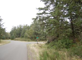 1022 Lola Ct SE, Ocean Shores, WA 98569