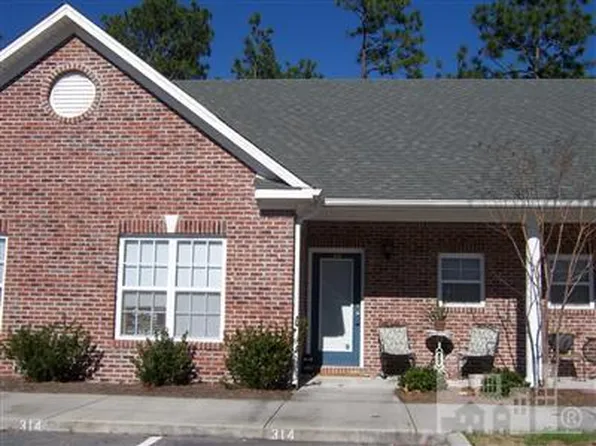 213 Eucalyptus Ln, Wilmington, NC 28412