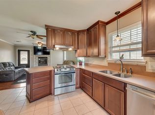 8636 W State Highway 31 St, Athens, TX 75751