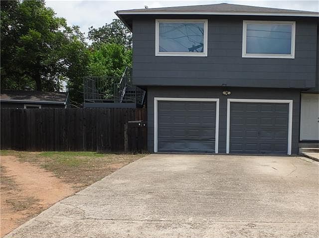 1st image of 1008 E Live Oak St #B