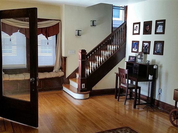 2nd image of 1873 Grasmere Ave