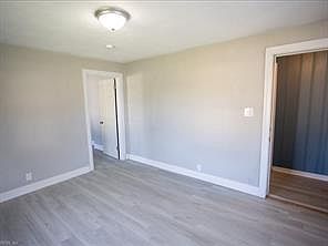 3rd image of 1518 Wilcox Ave APT 2