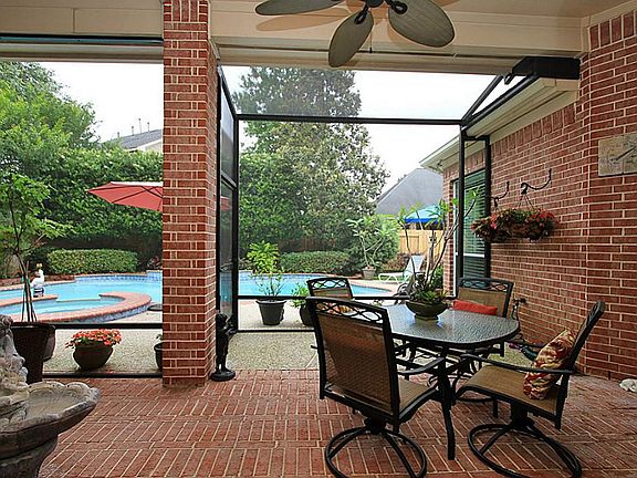 4th image of 6003 Country Falls Ln