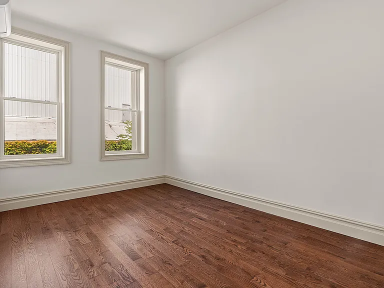167 Sterling St #2 — Photo 5