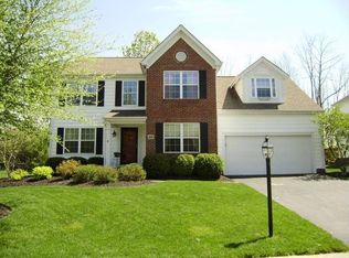 460 Salisbury Dr, Powell, OH 43065