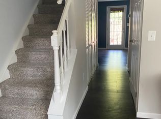 1611 Barnstead Dr, Reston, VA 20194