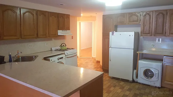 Rented by Oxford Property Group | media 13