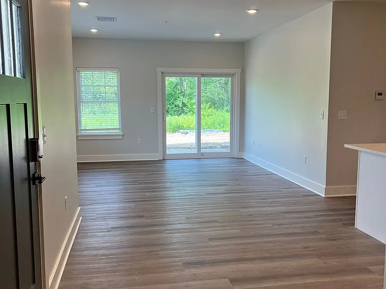 The Residence at Wemple Road — Photo 16
