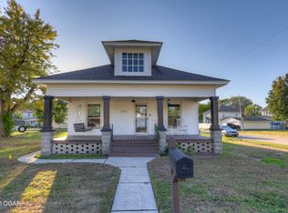204 S Liberty St, Webb City, MO 64870