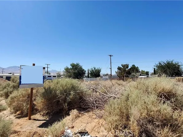 6454 Canyon Ave #4, Inyokern, CA 93527