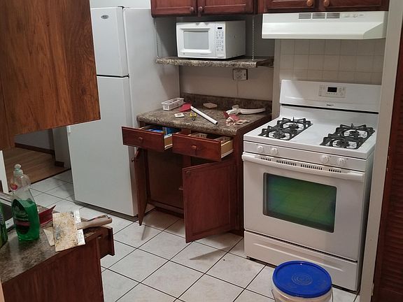 5th image of 1642 N Bell Ave APT 1R