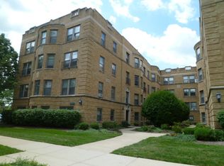 130 N Haven Rd APT 1E, Elmhurst, IL 60126