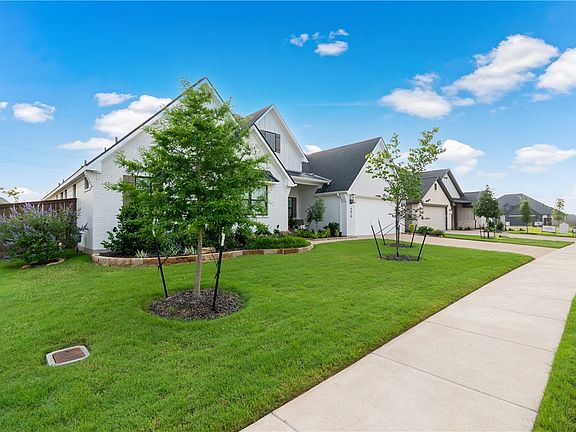 3rd image of 4829 White Ash Ct