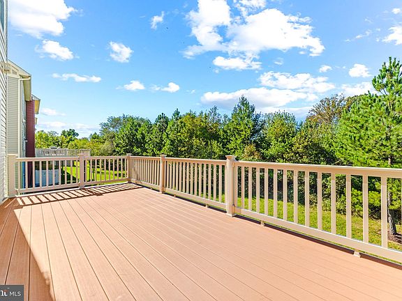 2nd image of 546 Fox River Hills Way