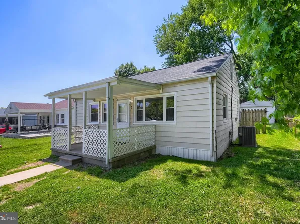 3 Honeycomb Rd, Middle River, MD 21220