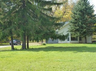 820 Newman Rd S, Racine, WI 53406