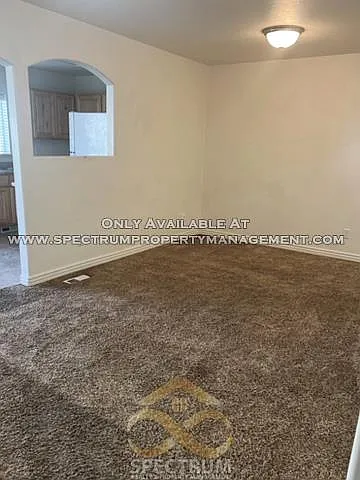 2011 N Churchill Dr — Photo 4