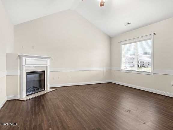 5th image of 1351 Echo Lake Lane