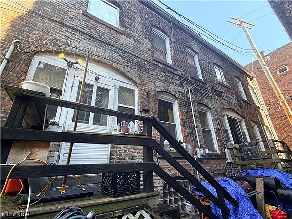 5th image of 1812 Hastings Ave