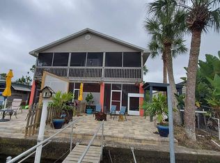 5267 Palisade Dr, Weeki Wachee, FL 34607