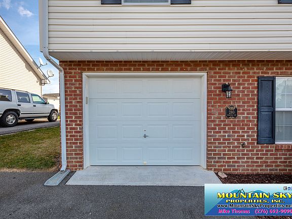 5th image of 280 Sequoia Cir NW