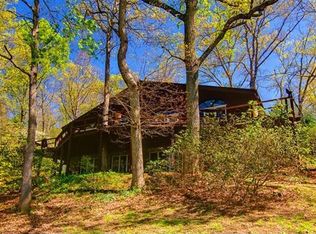 70 Rosebud Ln, Fairview, NC 28730