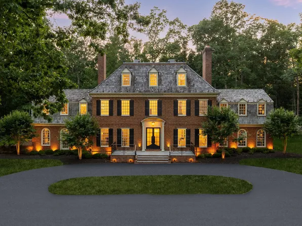 13300 Manor Stone Dr, Darnestown, MD 20874