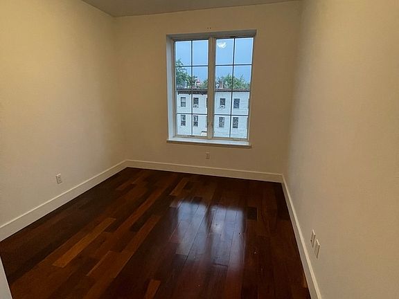 4th image of 196 Macon St APT 4C