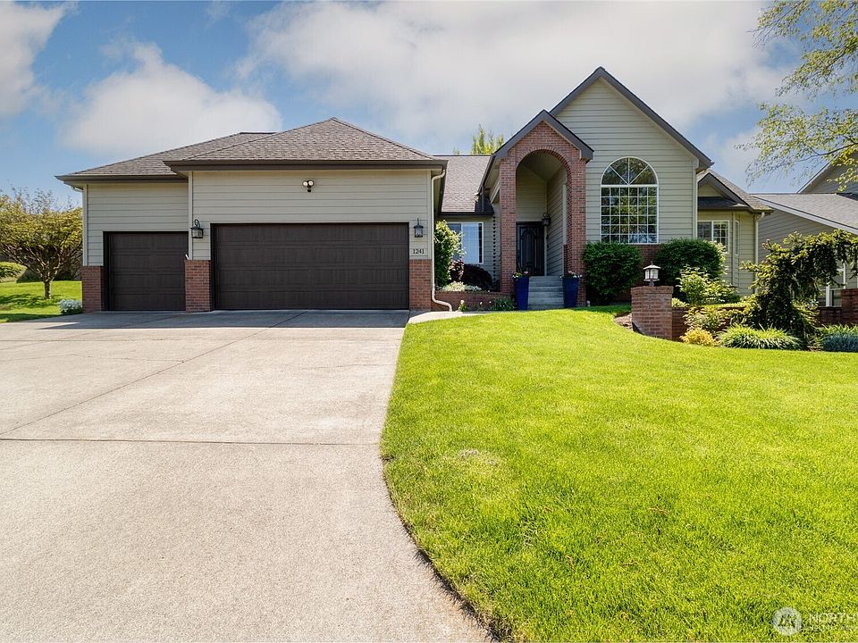 1st image of 1241 Lancer Drive