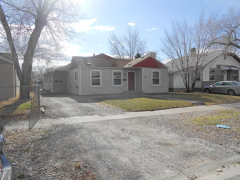 1051 Teller Ave — Photo 1