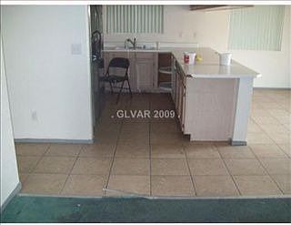 3rd image of 3934 James Paul Ave