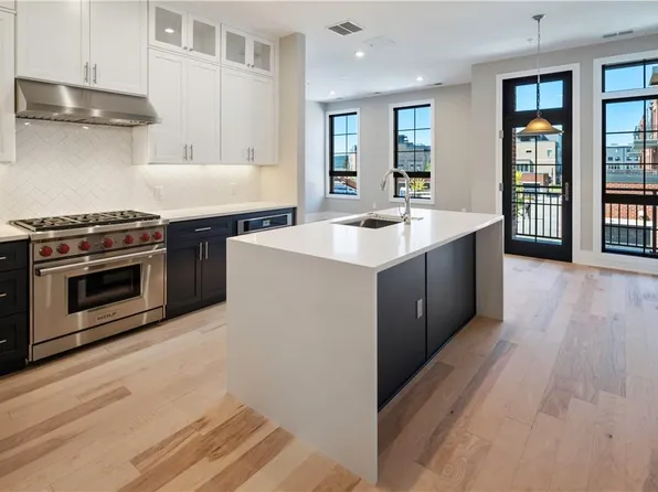 100 Legend Drive #203, Sleepy Hollow, NY 10591