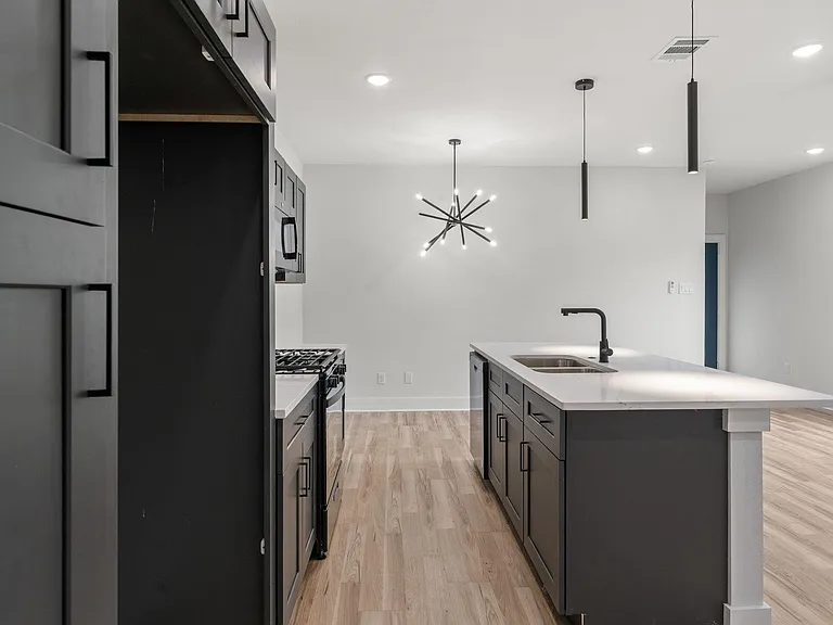 1026 Junell St #A — Photo 9