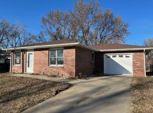 405 Washington Ave, Pacific Junction, IA 51561