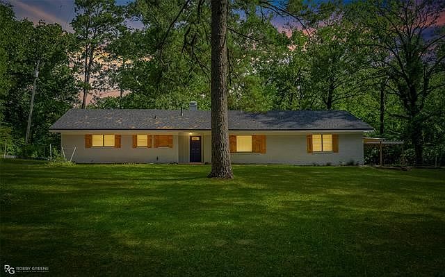 1st image of 8219 S Lakeshore Dr
